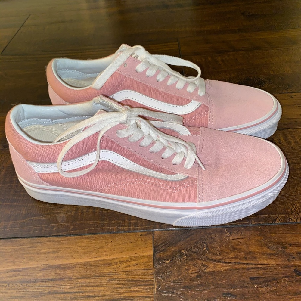 Women’s Pink Vans Old Skool